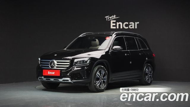 Mercedes-Benz GLB-Class 2024
