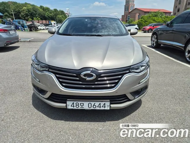 Renault SM6 2016