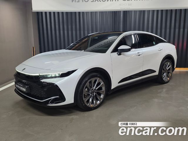 Toyota Crown 2023