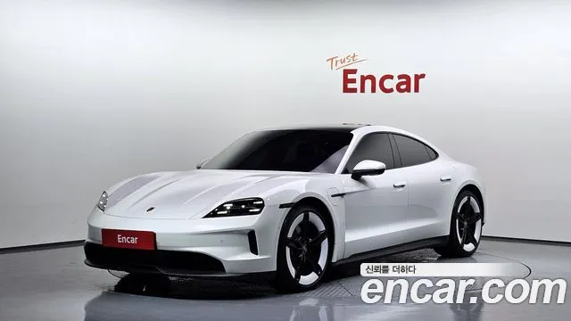 Porsche Taycan 2024