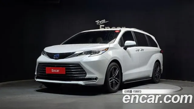 Toyota Sienna 2024
