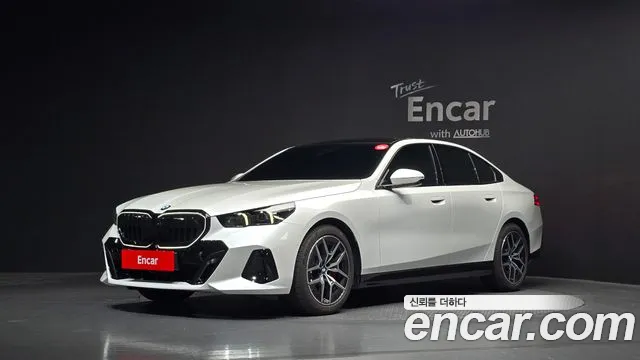 BMW 5-Series 2025
