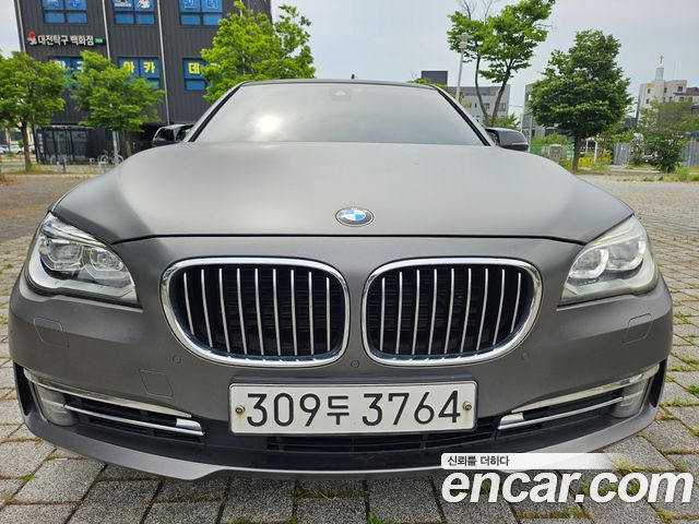 BMW 7-Series 2013