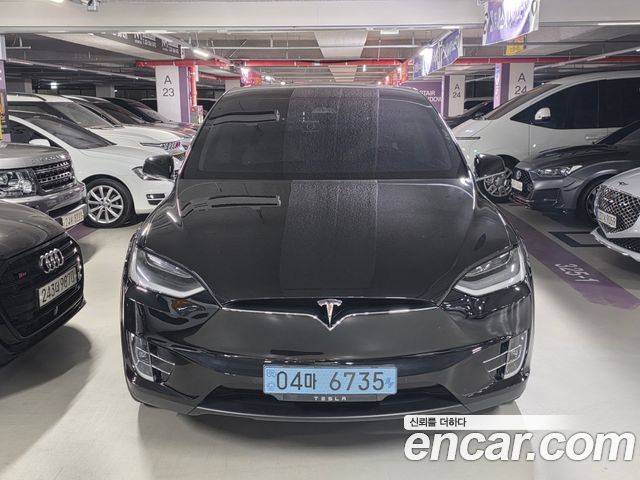 Tesla Model X 2018