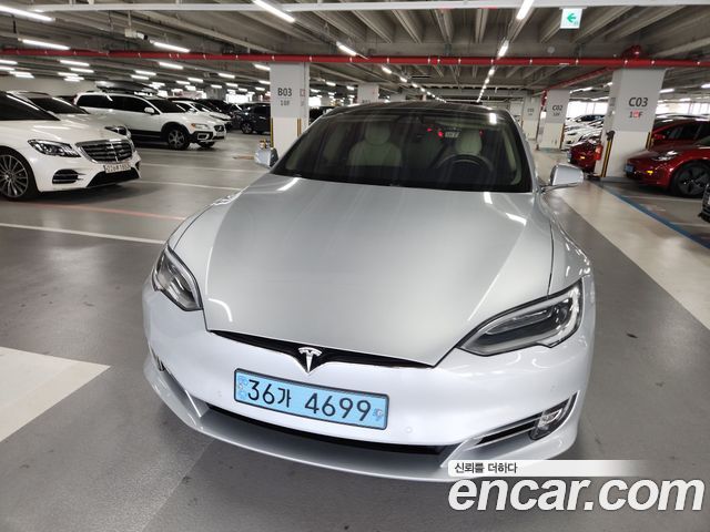 Tesla Model S 2017