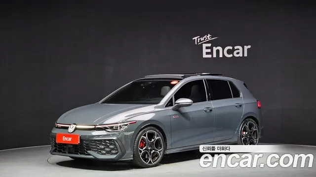 Volkswagen Golf 2025