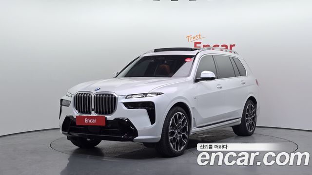 BMW X7 2025
