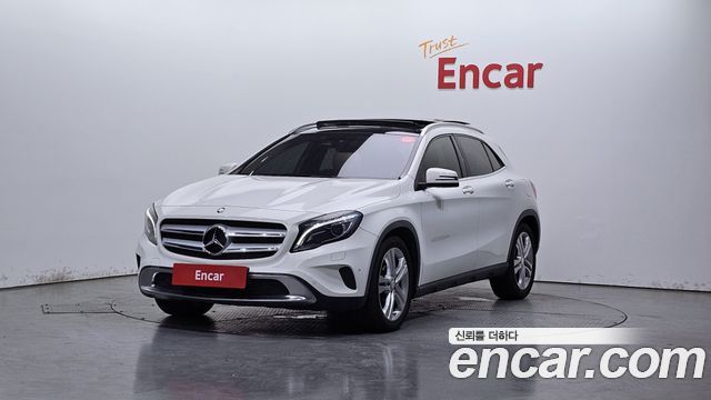 Mercedes-Benz GLA-Class 2016