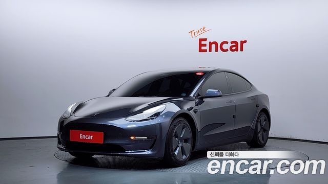 Tesla Model 3 2022