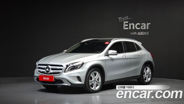 Mercedes-Benz GLA-Class 2016