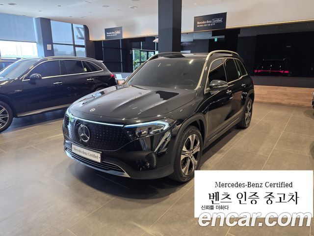 Mercedes-Benz EQB 2025