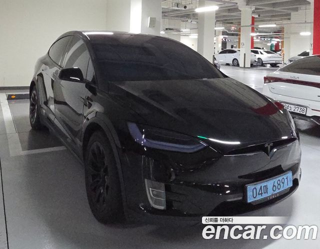 Tesla Model X 2018