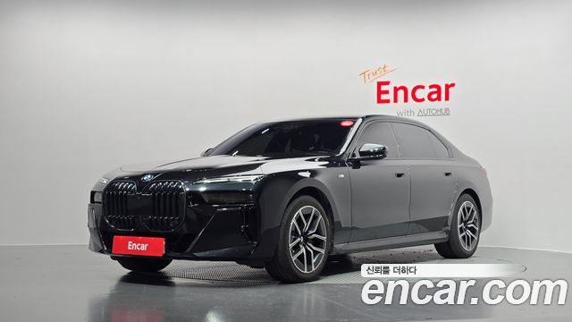 BMW 7-Series 2025