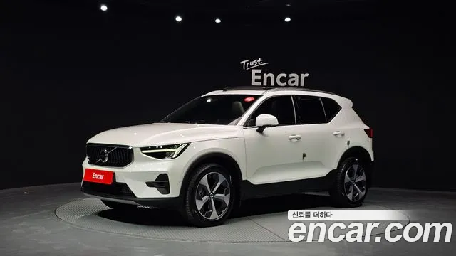 Volvo XC40 2023