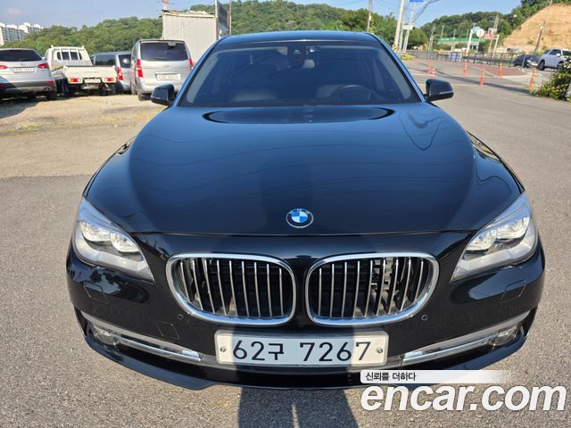 BMW 7-Series 2013