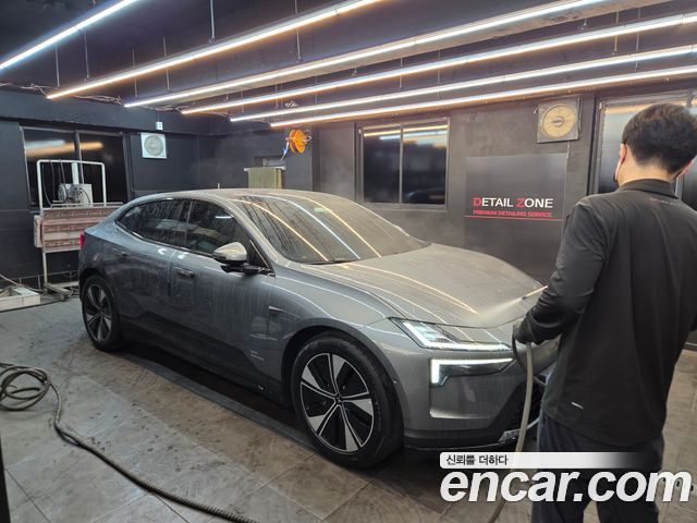 Polestar Polestar 4 2025