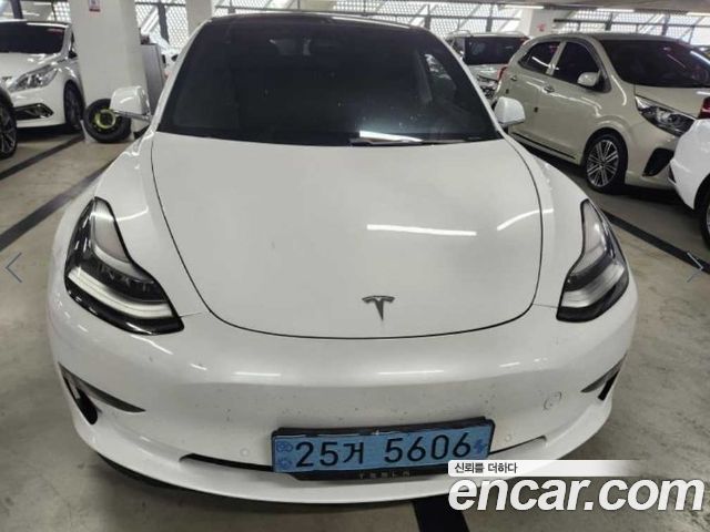Tesla Model 3 2020