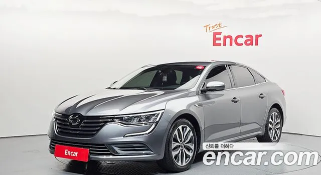 Renault SM6 2016