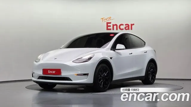 Tesla Model Y 2022