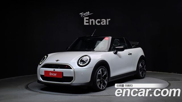 MINI Cooper Convertible 2025