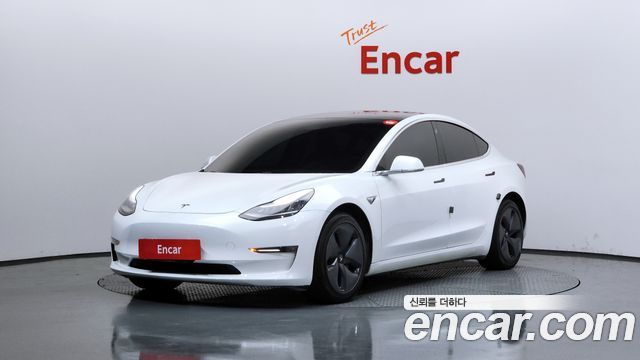 Tesla Model 3 2020