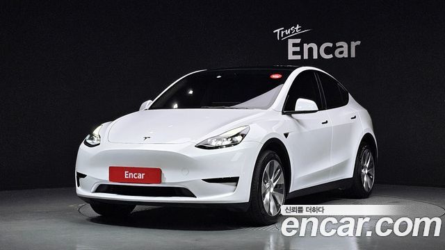 Tesla Model Y 2023