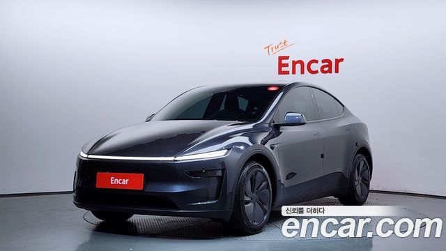 Tesla Model Y 2025