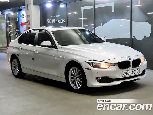 BMW 3-Series 2012