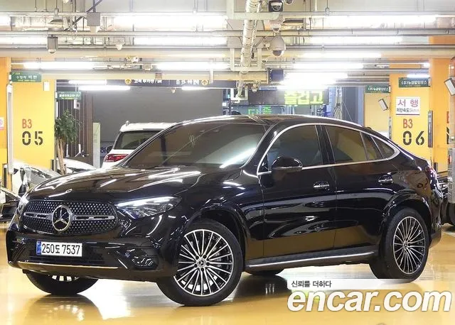 Mercedes-Benz GLC-Class 2024