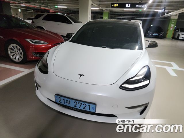 Tesla Model 3 2020