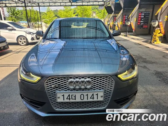 Audi A4 2015