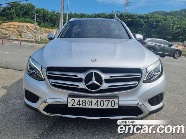 Mercedes-Benz GLC-Class 2017