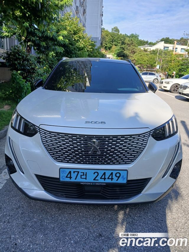 Peugeot 2008 2021