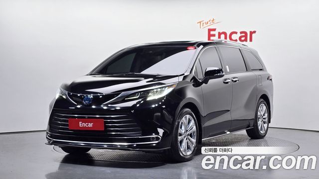 Toyota Sienna 2023