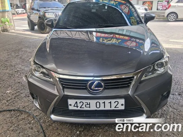 Lexus CT200h 2014