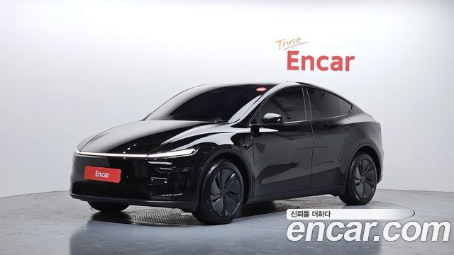 Tesla Model Y 2025