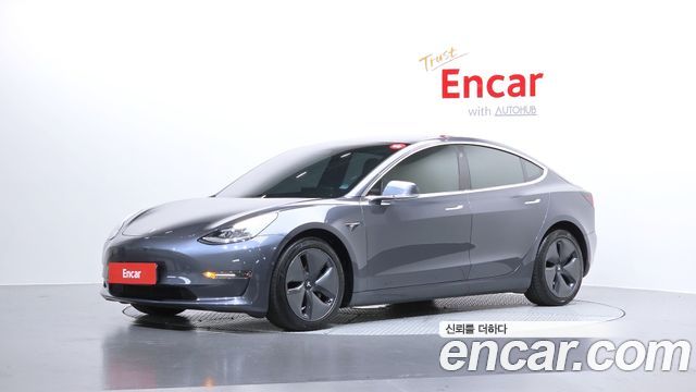 Tesla Model 3 2020