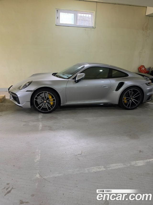 Porsche 911 2021