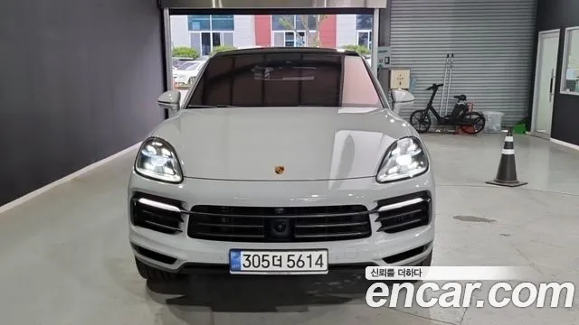 Porsche Cayenne 2022