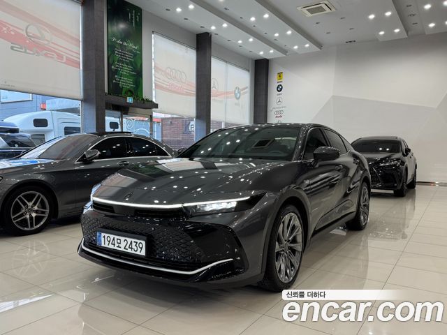 Toyota Crown 2024