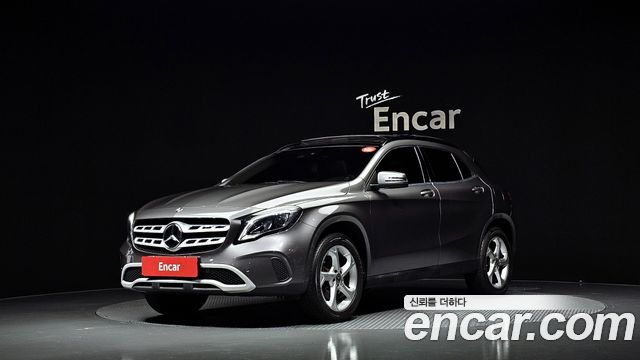 Mercedes-Benz GLA-Class 2017