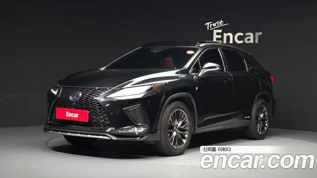 Lexus RX 2021