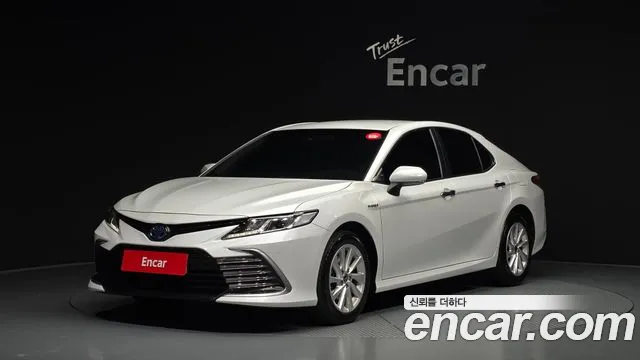 Toyota Camry 2024