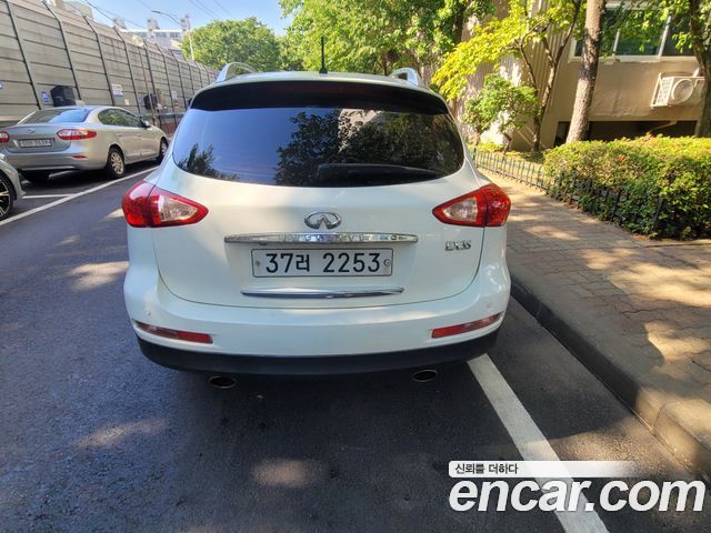 Infiniti EX 2010