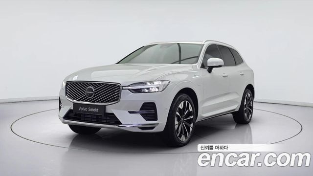 Volvo XC60 2025