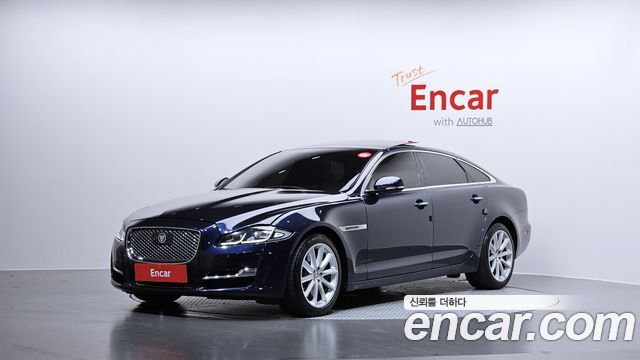 Jaguar XJ 2016