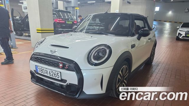 MINI Cooper Convertible 2024