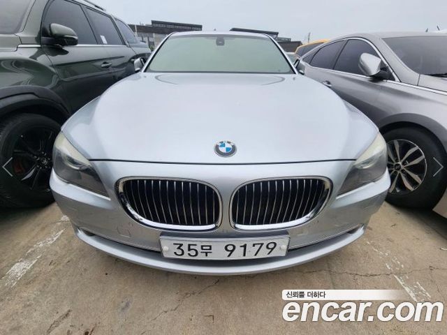 BMW 7-Series 2010