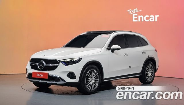 Mercedes-Benz GLC-Class 2025