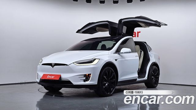 Tesla Model X 2020